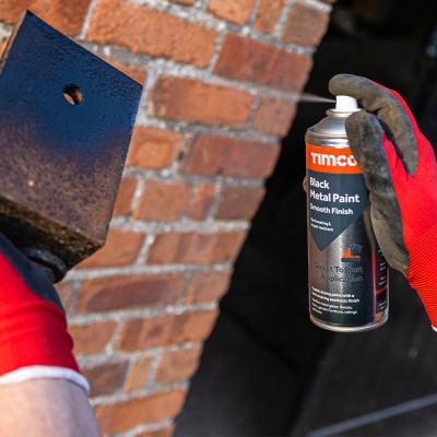 White Metal Paint Smooth